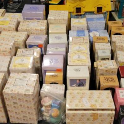 Sale Photo Thumbnail #204: Precious Moments