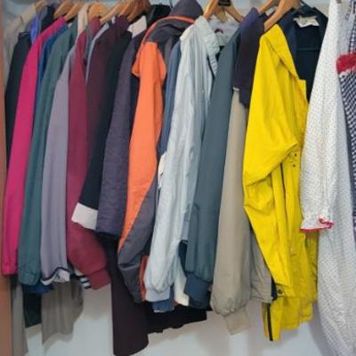 Sale Photo Thumbnail #31: Coat Closet