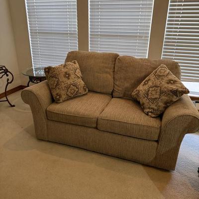 Sale Photo Thumbnail #3