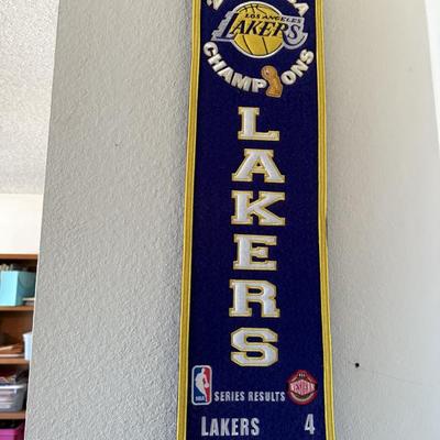 Lakers collectible 