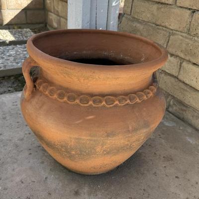 Sale Photo Thumbnail #127: Pottery