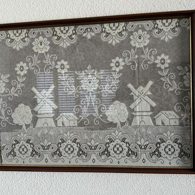 Framed Lace Iteland