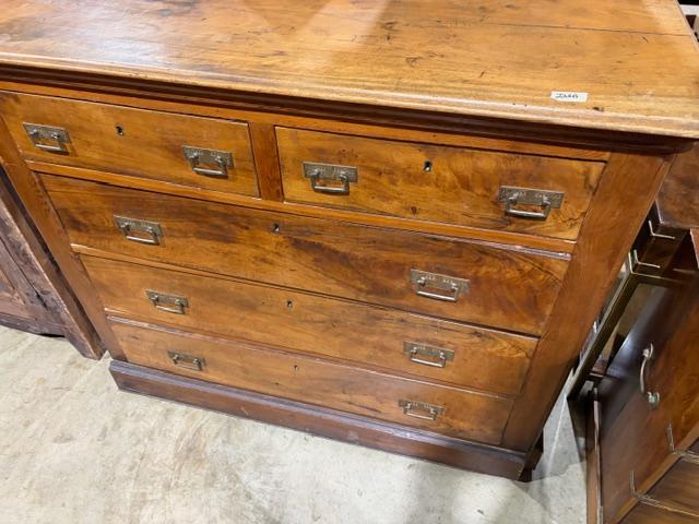 Sale Photo Thumbnail #10