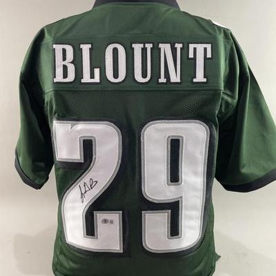 Sale Photo Thumbnail #62