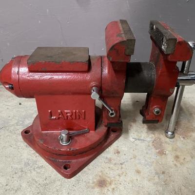 Sale Photo Thumbnail #177