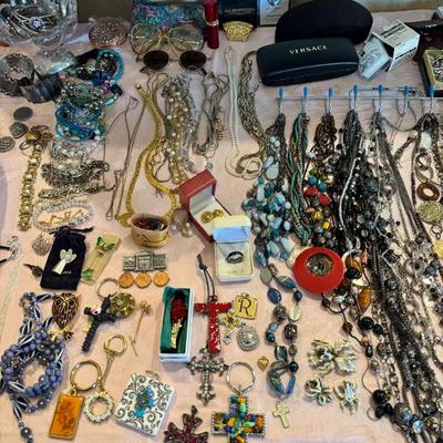 Sale Photo Thumbnail #175