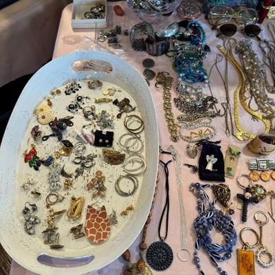 Sale Photo Thumbnail #176