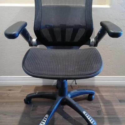 Comfortable Mesh Office Chair