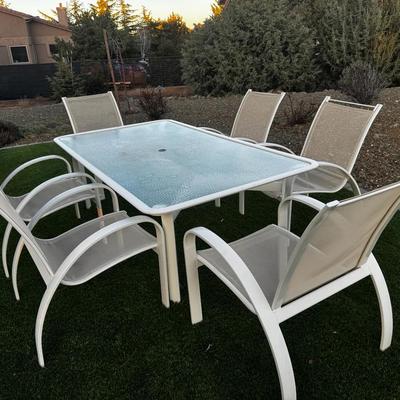 Large Patio Table with Oversized Mesh Chairs
