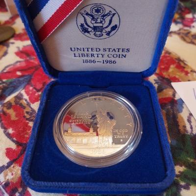 Sale Photo Thumbnail #52: commemrative coin