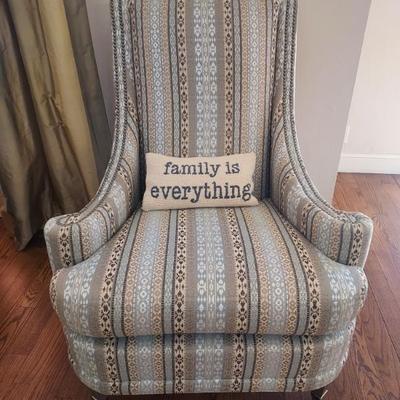 Sale Photo Thumbnail #2: Norwalk chair