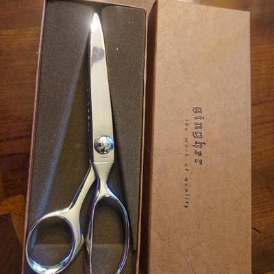 Sale Photo Thumbnail #33: pinking shears
