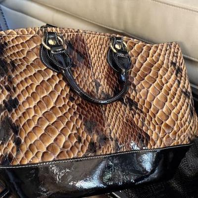 Sale Photo Thumbnail #142