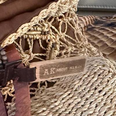 Sale Photo Thumbnail #141