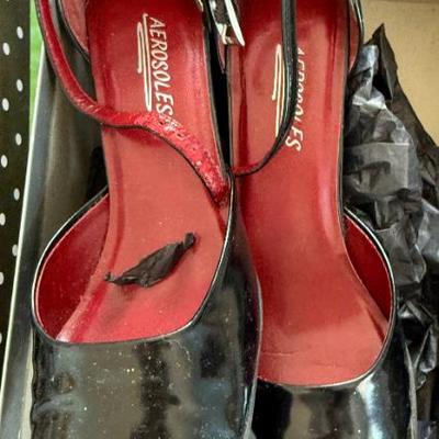 Sale Photo Thumbnail #102