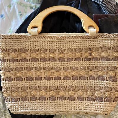 Sale Photo Thumbnail #90