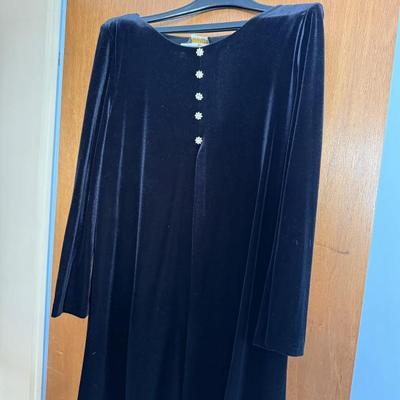 Sale Photo Thumbnail #114