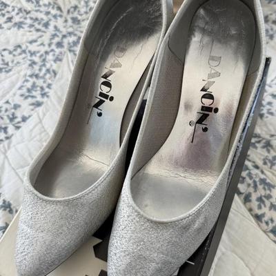 Sale Photo Thumbnail #100