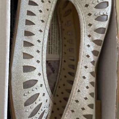 Sale Photo Thumbnail #92