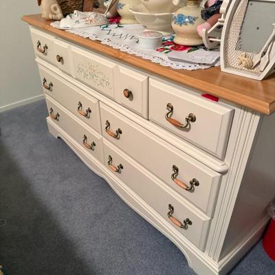 Sale Photo Thumbnail #205