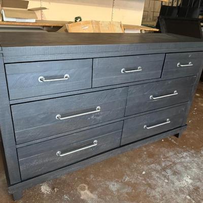 Sale Photo Thumbnail #221