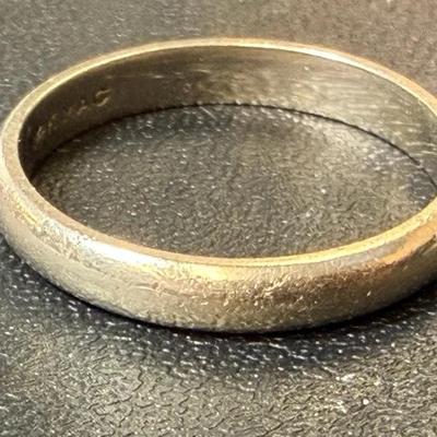 14K White Gold Men's Ring, Size 10