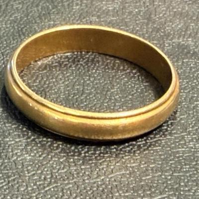 14K Gold Men’s Band Ring, Size 9