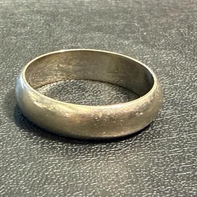 14K Gold Men's Band Ring, Size 12