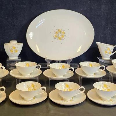 Narumi 'Marlene' Fine China 29-PC Tea Service Set Made In Japan