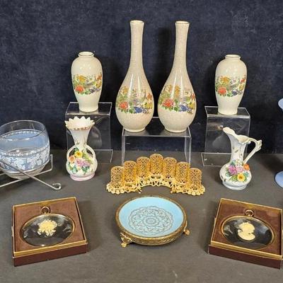 Wedgwood (2), Peter Bates English Cameos (2) + Vintage Decor (10)