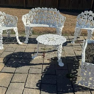Vintage White Cast Metal “Grapevine” Pattern Patio Furniture Set