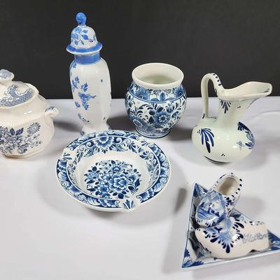 Blue Decor Pieces 