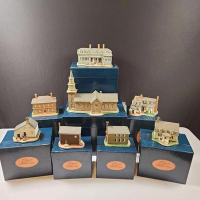 Lang and Wise Colonial Williamsburg Town Hall Collectible