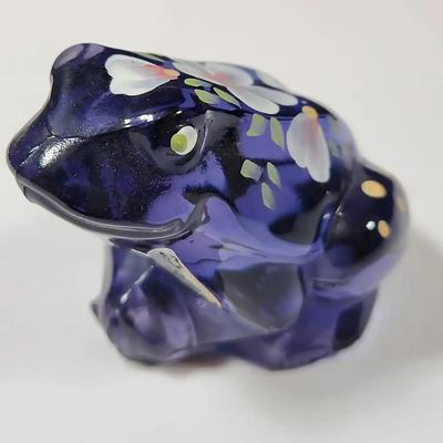 Fenton Purple Amethyst Hand Painted Glass Frog, "Lila, The Little Purple Frog", By G.D. Wright