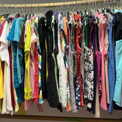 HUGE lot Of Women’s Sleeveless Tops