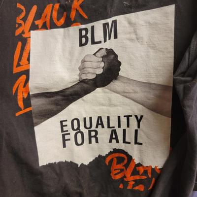 Sale Photo Thumbnail #199