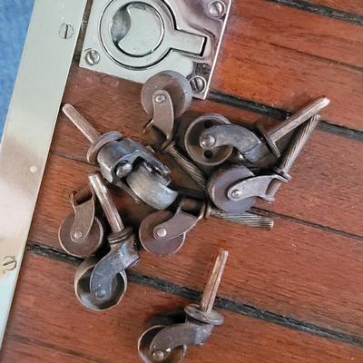 Sale Photo Thumbnail #143