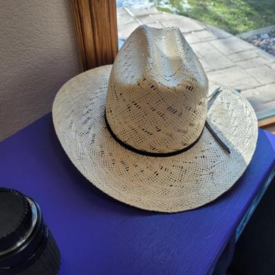 Sale Photo Thumbnail #135