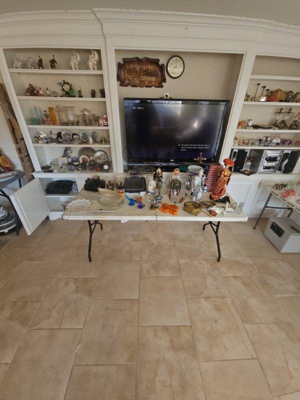 Sale Photo Thumbnail #9: Image000001 27)