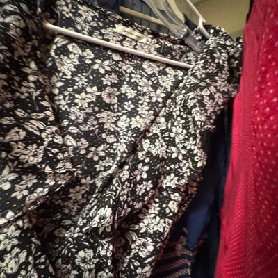 Sale Photo Thumbnail #273