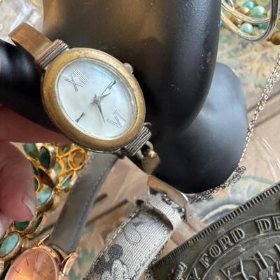 Sale Photo Thumbnail #335