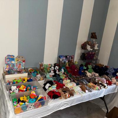 Sale Photo Thumbnail #193