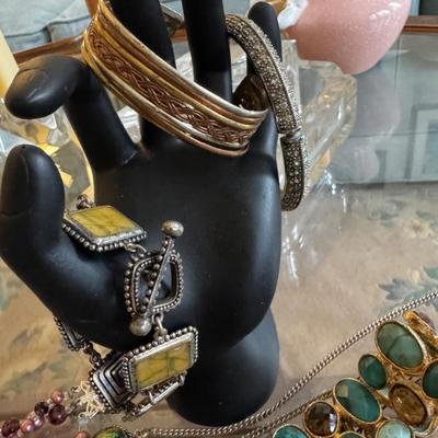 Sale Photo Thumbnail #337