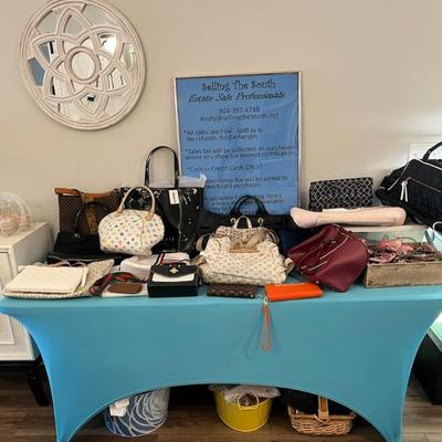 Sale Photo Thumbnail #38