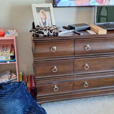 Sale Photo Thumbnail #91