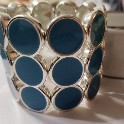 Sale Photo Thumbnail #121