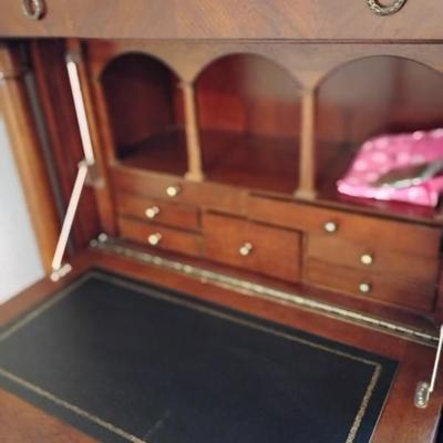 Sale Photo Thumbnail #43