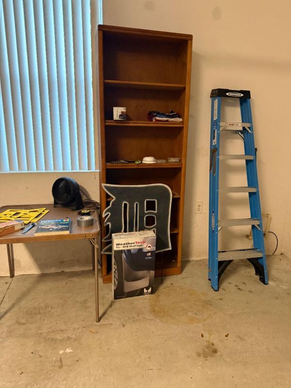 Sale Photo Thumbnail #21