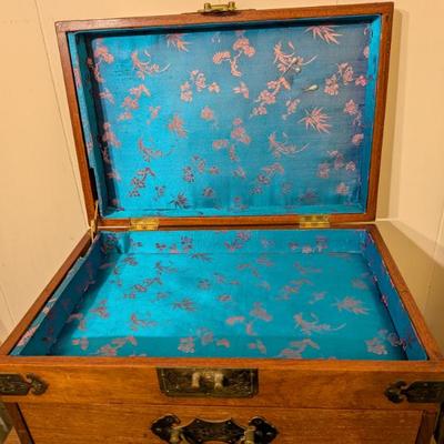 Sale Photo Thumbnail #148