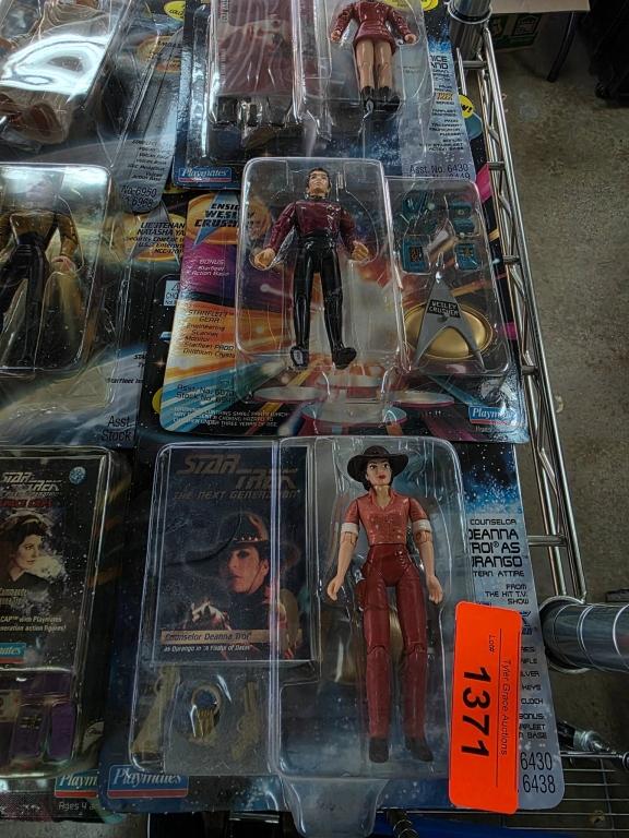 Sale Photo Thumbnail #383